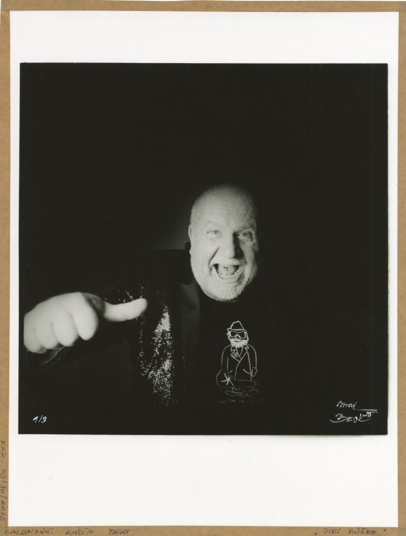 Blázen s futrálem (2025)